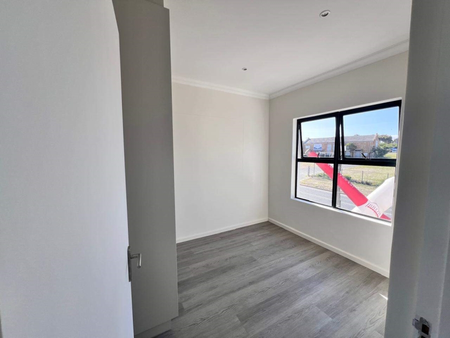 2 Bedroom Property for Sale in Table View Western Cape